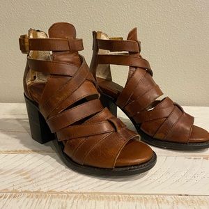 Freebird Claw in Cognac